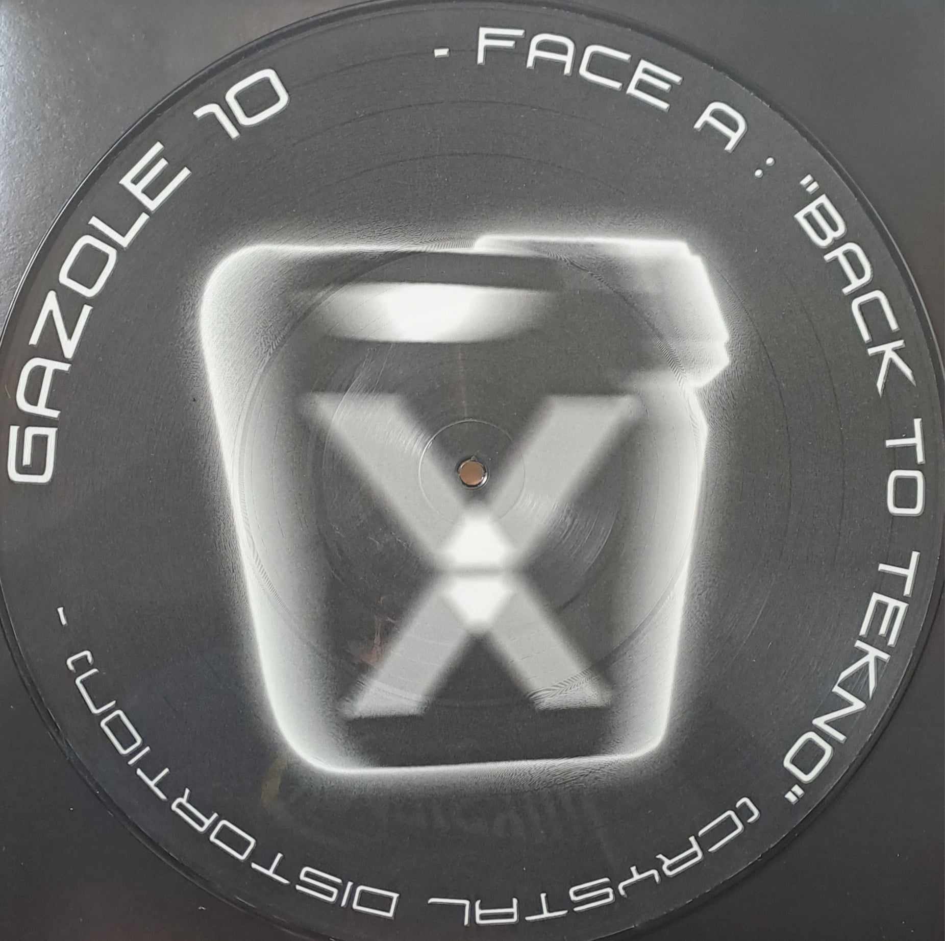 Gazole 10 (picture) - vinyle freetekno